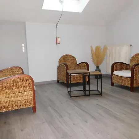 Maison Typique Avec Jardin, Pres Chemin Historique Et Loisirs - Animaux Acceptes - Fr-1-611-30 Feriehus *