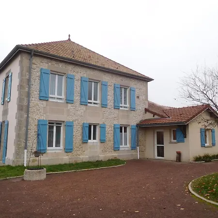 Holiday home Maison Typique Avec Jardin, Pres Chemin Historique Et Loisirs - Animaux Acceptes - Fr-1-611-30 *